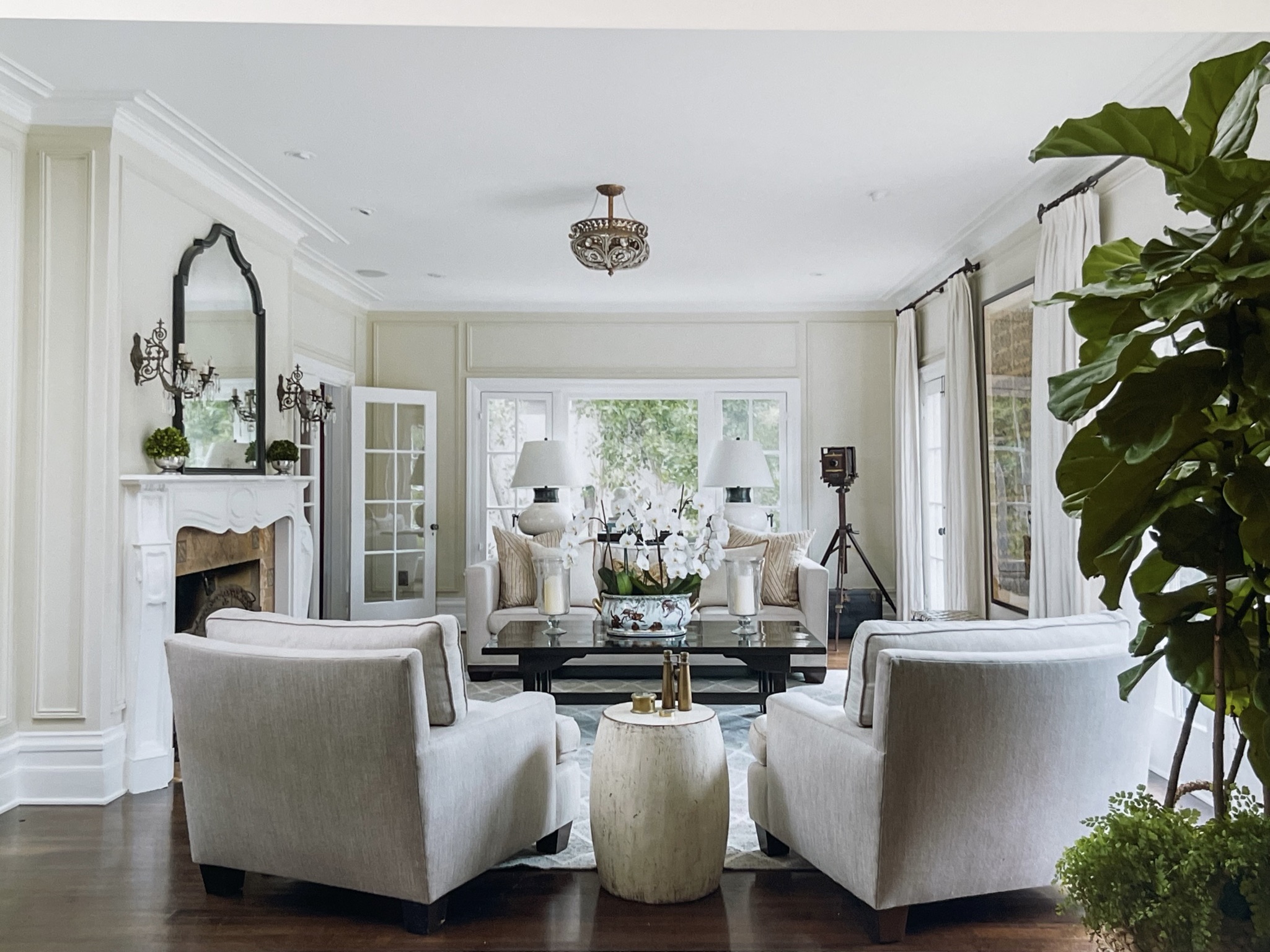 Hancock Park interior