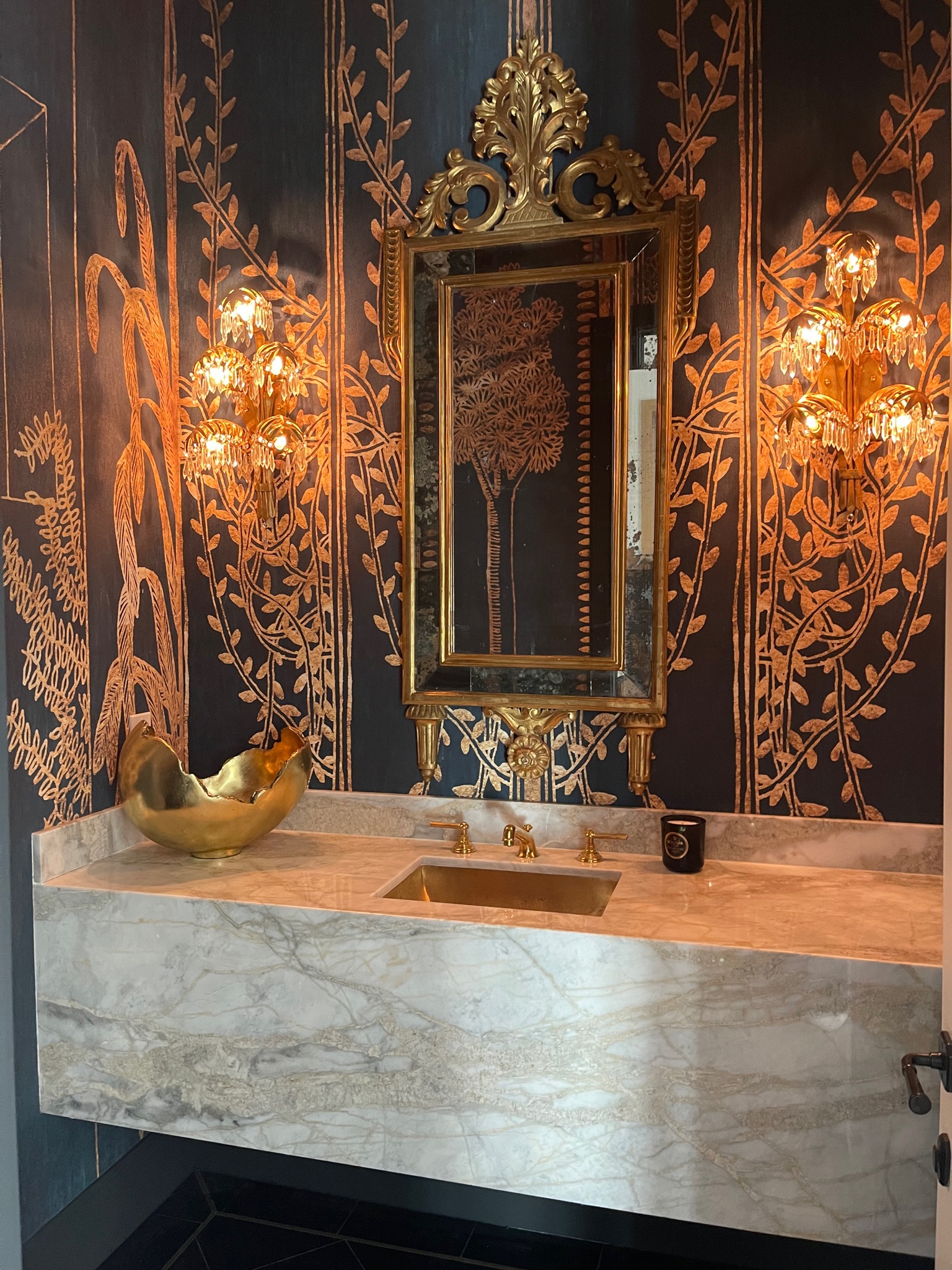 Studio City interior